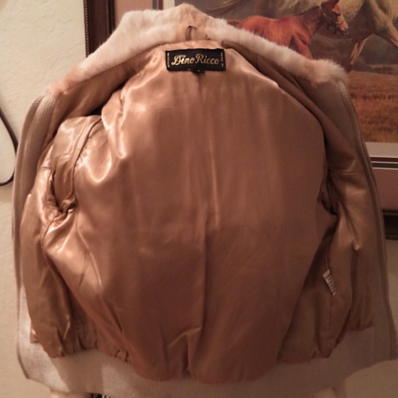 Vintage 1970s Rabbit Fur Jacket Pristine Condition - Picture 4 of 8